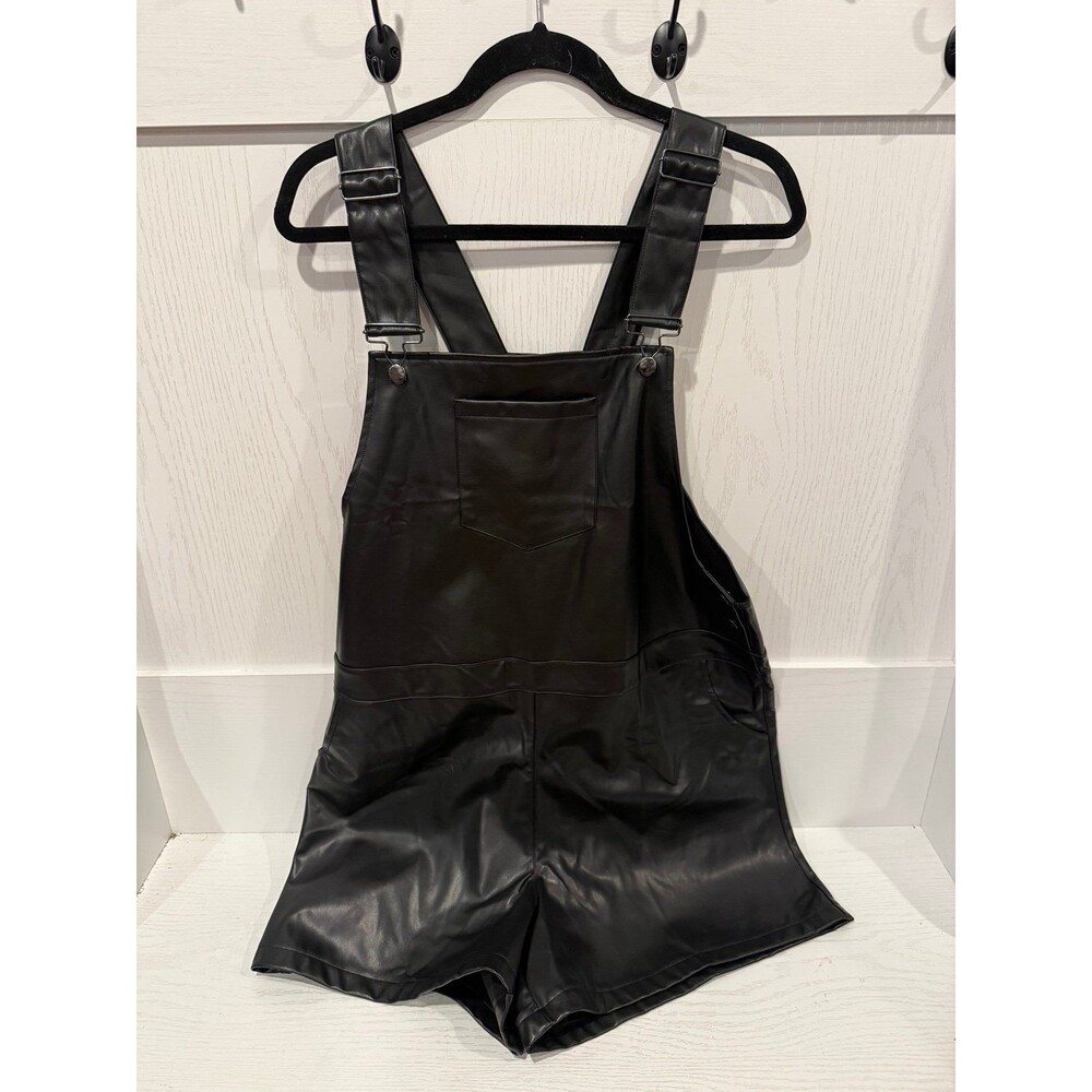 Venus black pleather shortalls overalls size large NWOT